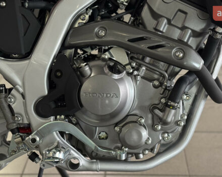 Хонда CRF 300L, объемом двигателя 0.3 л и пробегом 0 тыс. км за 6501 $, фото 17 на Automoto.ua
