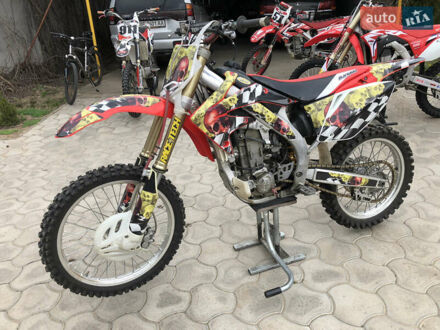 Хонда CRF 450 2007 у Миколаєві на Automoto.ua Хонда CRF 450, об'ємом двигуна 0 л та пробігом 140 тис. км за 2500 $, фото 1 на Automoto.ua