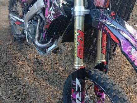 Хонда CRF 450, об'ємом двигуна 0.45 л та пробігом 0 тис. км за 5000 $, фото 1 на Automoto.ua