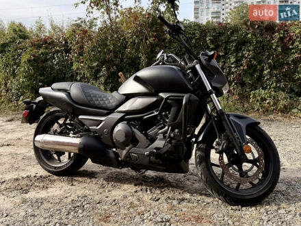 Черный Хонда CTX 700, объемом двигателя 0.67 л и пробегом 19 тыс. км за 8500 $, фото 1 на Automoto.ua