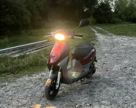 Красный Хонда Dio AF-27, объемом двигателя 0.35 л и пробегом 5 тыс. км за 297 $, фото 6 на Automoto.ua