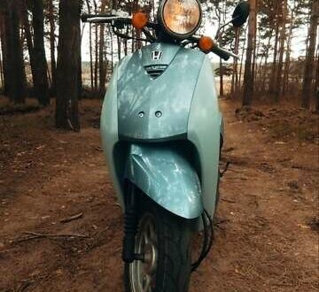 Хонда Dio AF-27 2005 у Гайвороне на Automoto.ua Синій Хонда Dio AF-27, об'ємом двигуна 0.05 л та пробігом 7 тис. км за 585 $, фото 1 на Automoto.ua