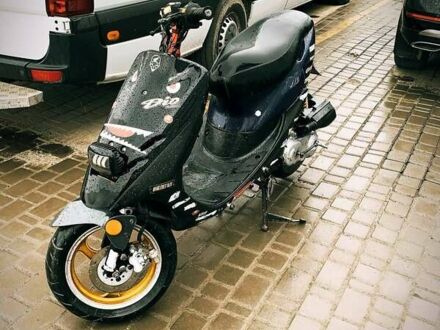 Хонда Dio AF-35 2004 у Чернівцях на Automoto.ua Чорний Хонда Dio AF-35, об'ємом двигуна 0.1 л та пробігом 5 тис. км за 500 $, фото 1 на Automoto.ua