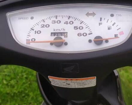 Хонда Dio AF-35, объемом двигателя 0.49 л и пробегом 4 тыс. км за 445 $, фото 4 на Automoto.ua