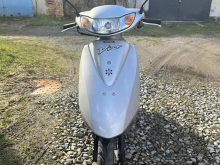 Хонда Dio AF-68 2012 у Перемышлянах на Automoto.ua Сірий Хонда Dio AF-68, об'ємом двигуна 0 л та пробігом 7 тис. км за 650 $, фото 1 на Automoto.ua