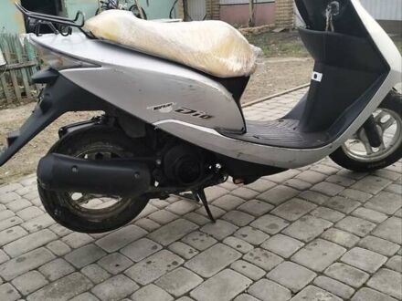 Хонда Dio AF-68 2012 у Первомайске на Automoto.ua Сірий Хонда Dio AF-68, об'ємом двигуна 0.5 л та пробігом 100 тис. км за 361 $, фото 1 на Automoto.ua