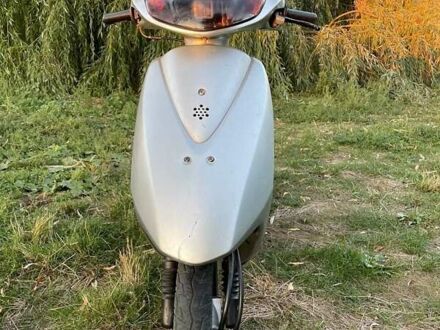 Хонда Dio AF 62 2008 в Жашкове на Automoto.ua Серый Хонда Dio AF 62, объемом двигателя 0.05 л и пробегом 5 тыс. км за 450 $, фото 1 на Automoto.ua