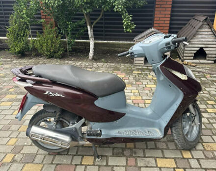 Хонда Dylan 150, объемом двигателя 0 л и пробегом 18 тыс. км за 750 $, фото 3 на Automoto.ua