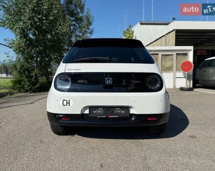 Белый Хонда e, объемом двигателя 0 л и пробегом 41 тыс. км за 12800 $, фото 7 на Automoto.ua
