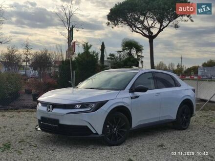 Белый Хонда e:NP2, объемом двигателя 0 л и пробегом 2 тыс. км за 22800 $, фото 1 на Automoto.ua