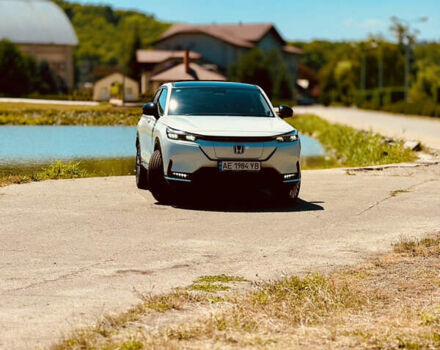 Белый Хонда eNS1, объемом двигателя 0 л и пробегом 39 тыс. км за 20900 $, фото 3 на Automoto.ua