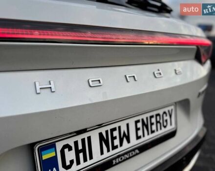 Белый Хонда eNS1, объемом двигателя 0 л и пробегом 84 тыс. км за 18900 $, фото 22 на Automoto.ua