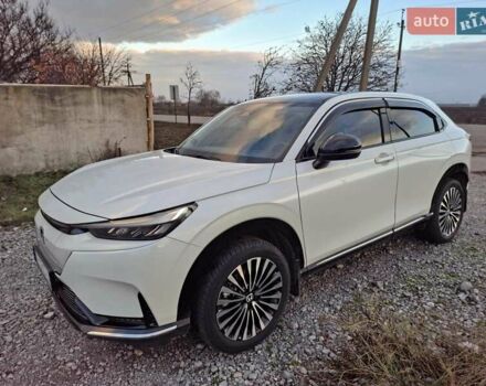 Белый Хонда eNS1, объемом двигателя 0 л и пробегом 24 тыс. км за 20000 $, фото 2 на Automoto.ua