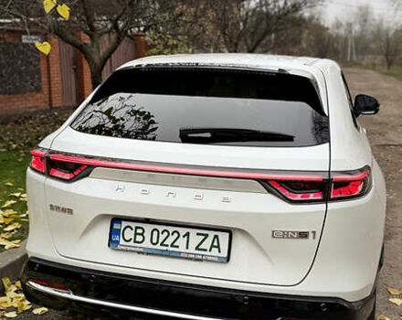 Белый Хонда eNS1, объемом двигателя 0 л и пробегом 26 тыс. км за 18500 $, фото 1 на Automoto.ua