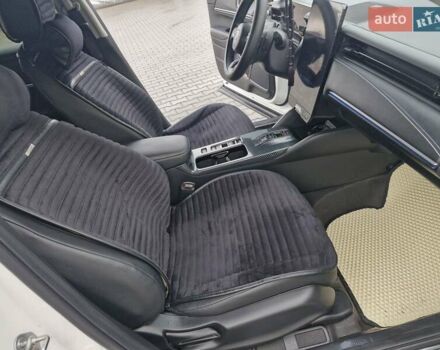 Белый Хонда eNS1, объемом двигателя 0 л и пробегом 18 тыс. км за 17500 $, фото 9 на Automoto.ua