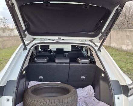 Белый Хонда eNS1, объемом двигателя 0 л и пробегом 24 тыс. км за 20000 $, фото 4 на Automoto.ua