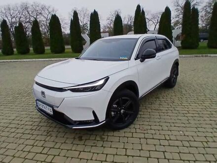 Белый Хонда eNS1, объемом двигателя 0 л и пробегом 24 тыс. км за 17500 $, фото 1 на Automoto.ua