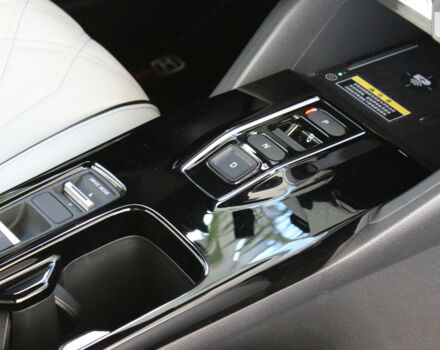 Хонда eNS1, объемом двигателя 0 л и пробегом 0 тыс. км за 34000 $, фото 20 на Automoto.ua