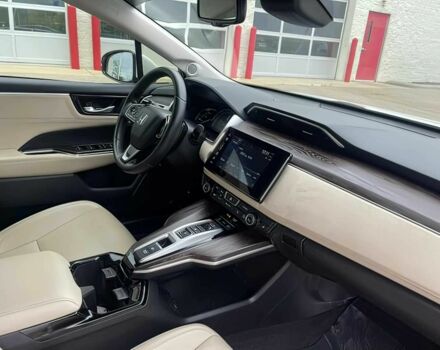 Белый Хонда FCX Clarity, объемом двигателя 1.5 л и пробегом 41 тыс. км за 11200 $, фото 8 на Automoto.ua