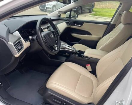 Белый Хонда FCX Clarity, объемом двигателя 1.5 л и пробегом 41 тыс. км за 11200 $, фото 5 на Automoto.ua