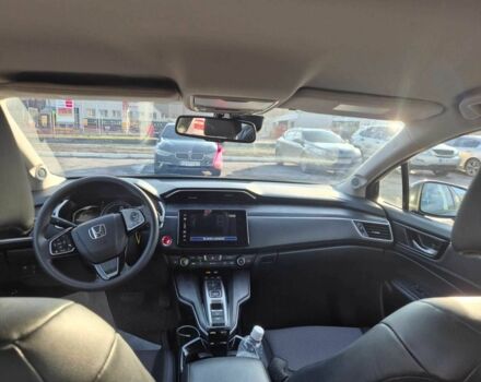 Черный Хонда FCX Clarity, объемом двигателя 1.5 л и пробегом 186 тыс. км за 15000 $, фото 15 на Automoto.ua