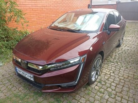 Красный Хонда FCX Clarity, объемом двигателя 1.5 л и пробегом 59 тыс. км за 17000 $, фото 1 на Automoto.ua