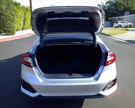 Сірий Хонда FCX Clarity, об'ємом двигуна 1.5 л та пробігом 32 тис. км за 17000 $, фото 13 на Automoto.ua