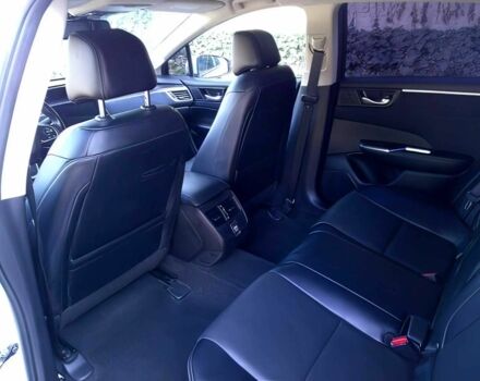 Сірий Хонда FCX Clarity, об'ємом двигуна 1.5 л та пробігом 32 тис. км за 17000 $, фото 12 на Automoto.ua