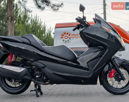 Черный Хонда Forza 250, объемом двигателя 0 л и пробегом 27 тыс. км за 2700 $, фото 1 на Automoto.ua
