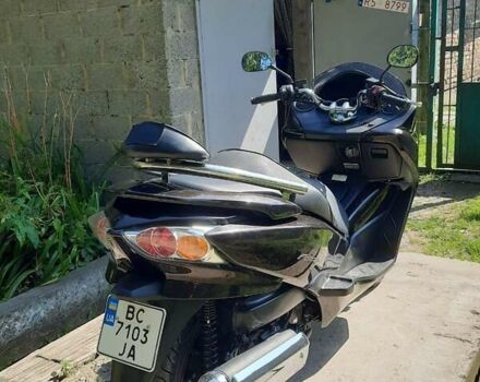 Коричневый Хонда Forza 250, объемом двигателя 0.25 л и пробегом 27 тыс. км за 2200 $, фото 5 на Automoto.ua