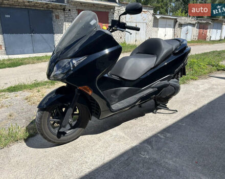 Хонда Forza 250, объемом двигателя 0.25 л и пробегом 28 тыс. км за 2500 $, фото 2 на Automoto.ua