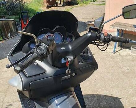 Хонда Forza 250, об'ємом двигуна 0 л та пробігом 32 тис. км за 1558 $, фото 6 на Automoto.ua