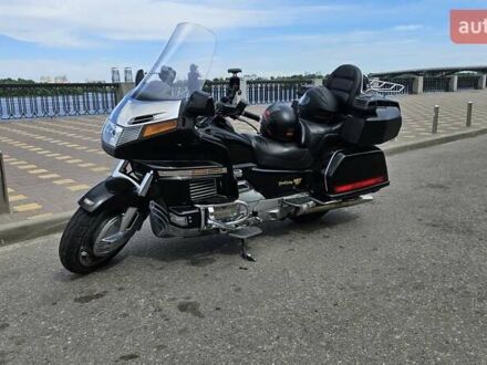 Хонда GL 1500 Gold Wing 1992 в Киеве на Automoto.ua Черный Хонда GL 1500 Gold Wing, объемом двигателя 0 л и пробегом 29 тыс. км за 5500 $, фото 1 на Automoto.ua