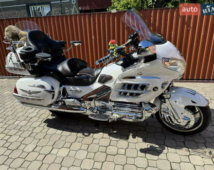Білий Хонда GL 1800 Gold Wing Tour, об'ємом двигуна 1.6 л та пробігом 57 тис. км за 14300 $, фото 15 на Automoto.ua