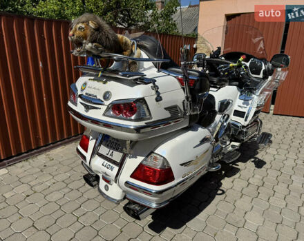 Білий Хонда GL 1800 Gold Wing Tour, об'ємом двигуна 1.6 л та пробігом 57 тис. км за 14300 $, фото 13 на Automoto.ua