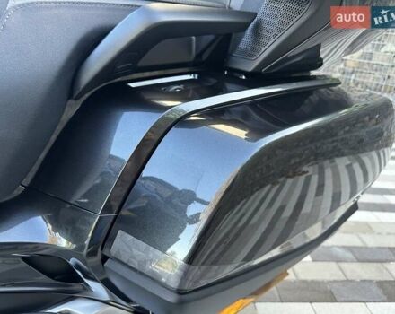 Чорний Хонда GL 1800 Gold Wing Tour, об'ємом двигуна 1.83 л та пробігом 13 тис. км за 32500 $, фото 28 на Automoto.ua