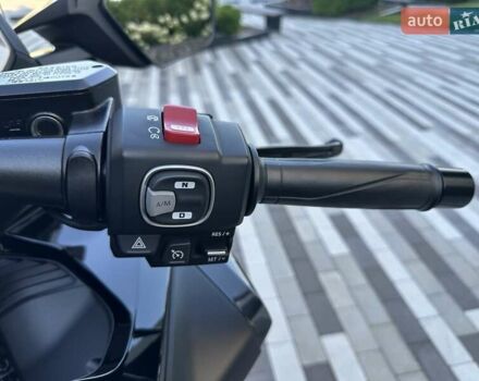 Чорний Хонда GL 1800 Gold Wing Tour, об'ємом двигуна 1.83 л та пробігом 13 тис. км за 32500 $, фото 32 на Automoto.ua