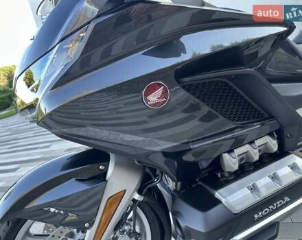 Чорний Хонда GL 1800 Gold Wing Tour, об'ємом двигуна 1.83 л та пробігом 13 тис. км за 32500 $, фото 24 на Automoto.ua