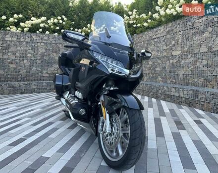 Чорний Хонда GL 1800 Gold Wing Tour, об'ємом двигуна 1.83 л та пробігом 13 тис. км за 32500 $, фото 6 на Automoto.ua