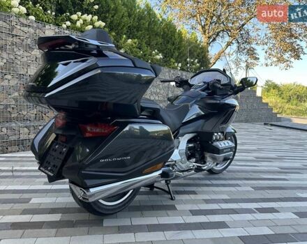 Чорний Хонда GL 1800 Gold Wing Tour, об'ємом двигуна 1.83 л та пробігом 13 тис. км за 32500 $, фото 8 на Automoto.ua