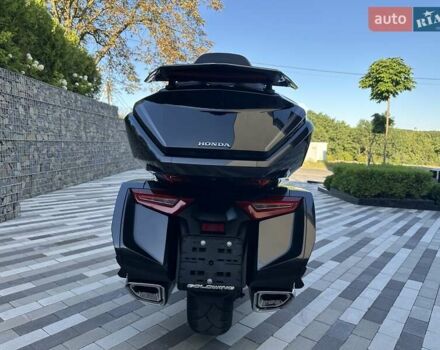 Чорний Хонда GL 1800 Gold Wing Tour, об'ємом двигуна 1.83 л та пробігом 13 тис. км за 32500 $, фото 9 на Automoto.ua