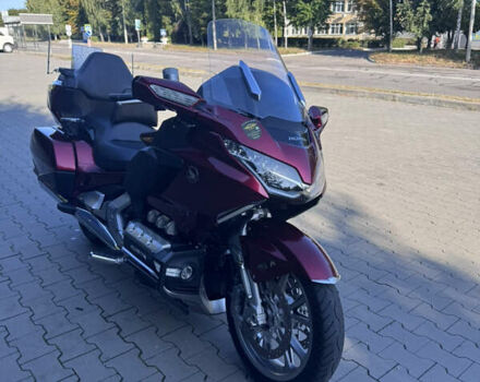 Красный Хонда GL 1800 Gold Wing Tour, объемом двигателя 0 л и пробегом 74 тыс. км за 23850 $, фото 1 на Automoto.ua