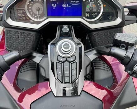 Красный Хонда GL 1800 Gold Wing Tour, объемом двигателя 1.83 л и пробегом 5 тыс. км за 34500 $, фото 25 на Automoto.ua