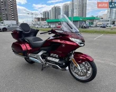 Красный Хонда GL 1800 Gold Wing Tour, объемом двигателя 1.83 л и пробегом 5 тыс. км за 34900 $, фото 6 на Automoto.ua