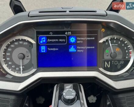 Красный Хонда GL 1800 Gold Wing Tour, объемом двигателя 1.83 л и пробегом 5 тыс. км за 34500 $, фото 28 на Automoto.ua