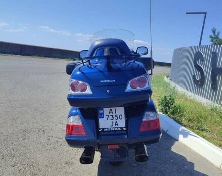 Синий Хонда GL 1800 Gold Wing Tour, объемом двигателя 1.8 л и пробегом 94 тыс. км за 10500 $, фото 6 на Automoto.ua