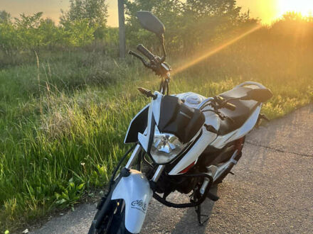 Білий Хонда GLR 125, об'ємом двигуна 0.12 л та пробігом 36 тис. км за 1500 $, фото 1 на Automoto.ua