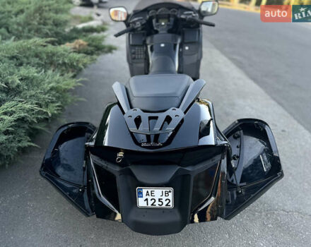 Черный Хонда Gold Wing F6B, объемом двигателя 1.8 л и пробегом 36 тыс. км за 14000 $, фото 9 на Automoto.ua