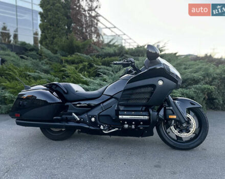 Черный Хонда Gold Wing F6B, объемом двигателя 1.8 л и пробегом 36 тыс. км за 14000 $, фото 3 на Automoto.ua