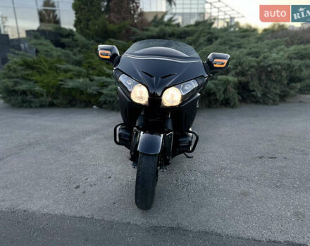 Черный Хонда Gold Wing F6B, объемом двигателя 1.8 л и пробегом 36 тыс. км за 14000 $, фото 6 на Automoto.ua